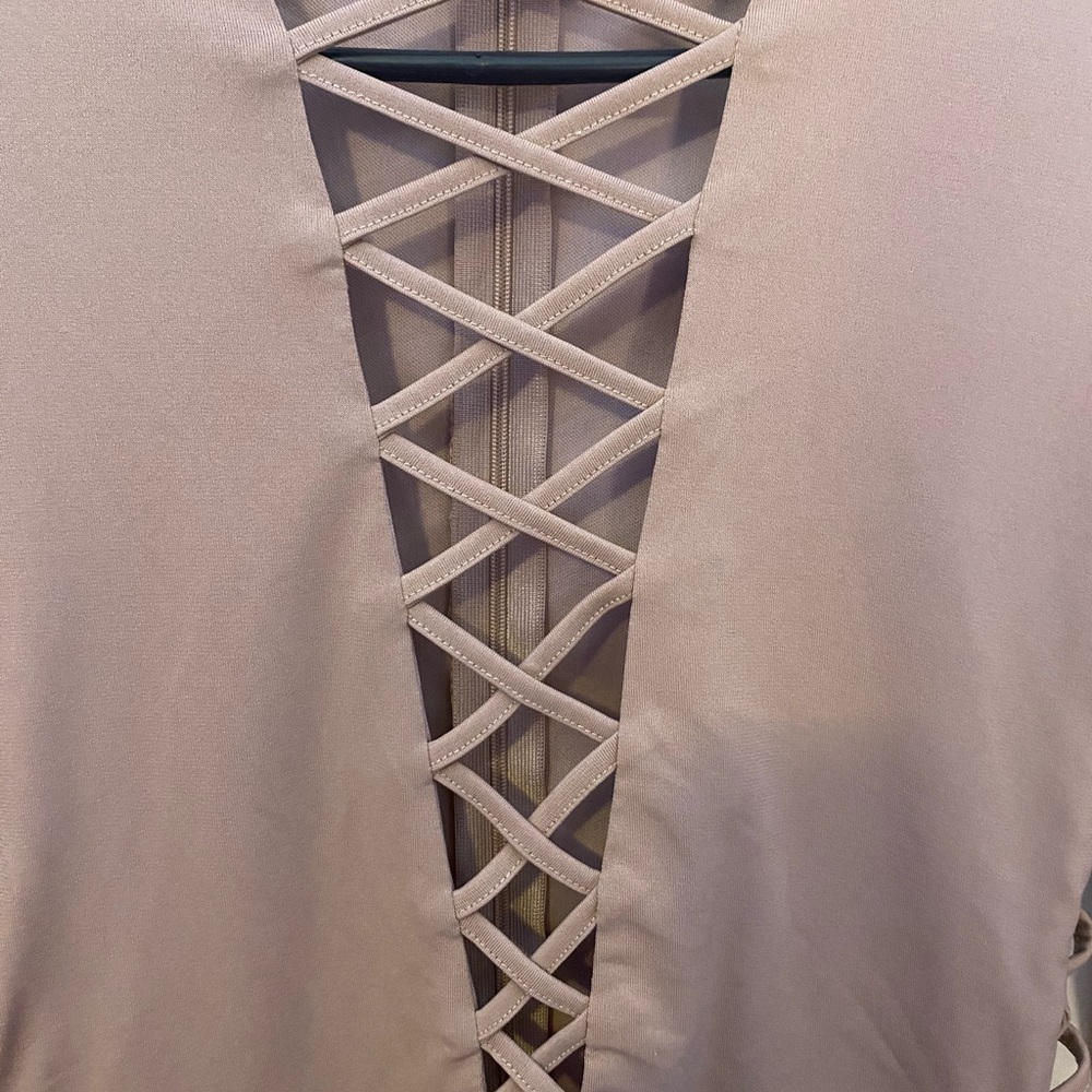 Dress - Picture 2 of 7